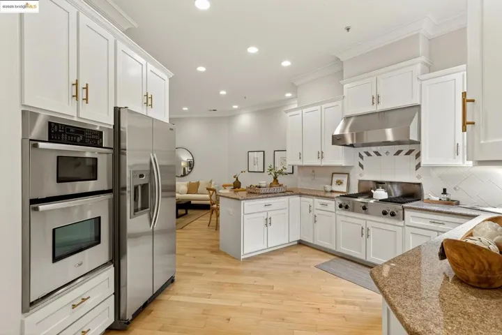 5555 Moraga Ave, Oakland, California 94611