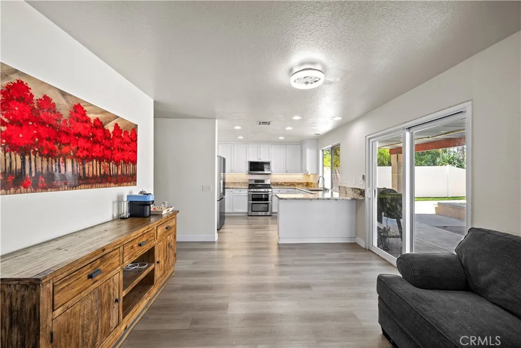 31470 Corte Rimola, Temecula, California 92592 home-pic-14