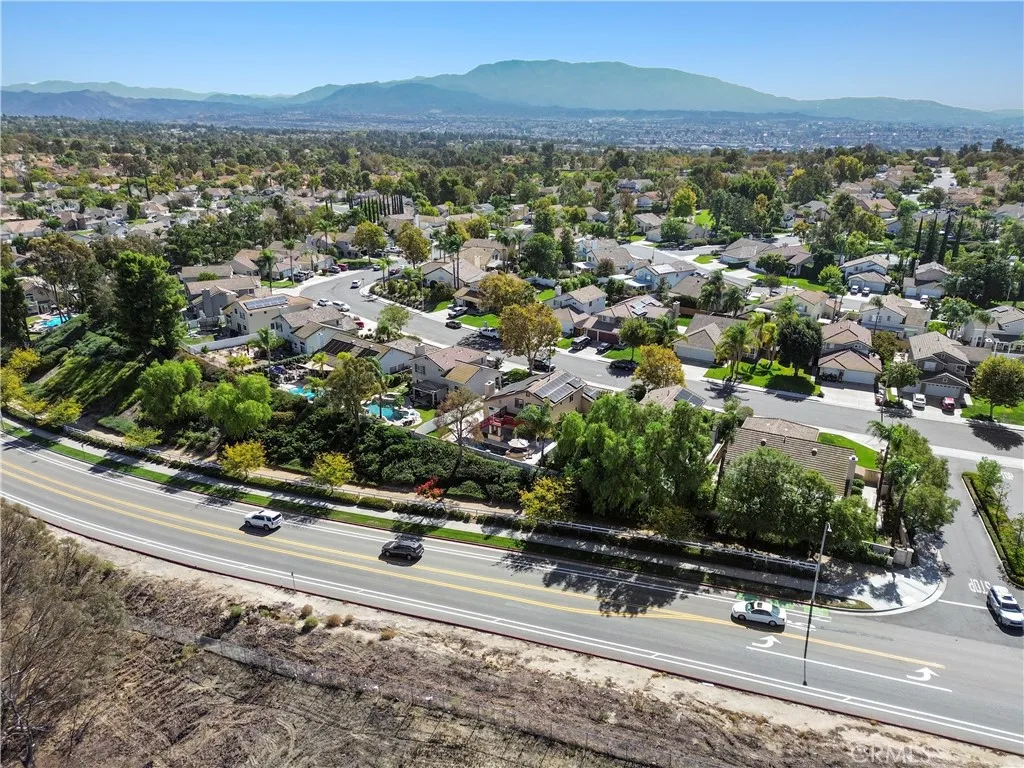 31470 Corte Rimola, Temecula, California 92592 home-pic-19