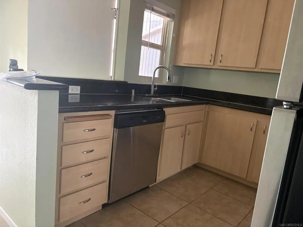 5962 Rancho Mission Rd Unit 222, San Diego, California 92108 home-pic-18