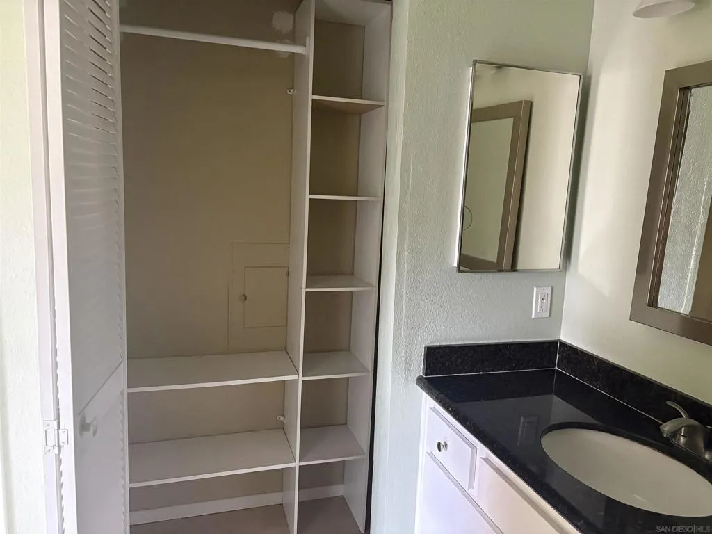 5962 Rancho Mission Rd Unit 222, San Diego, California 92108 home-pic-32