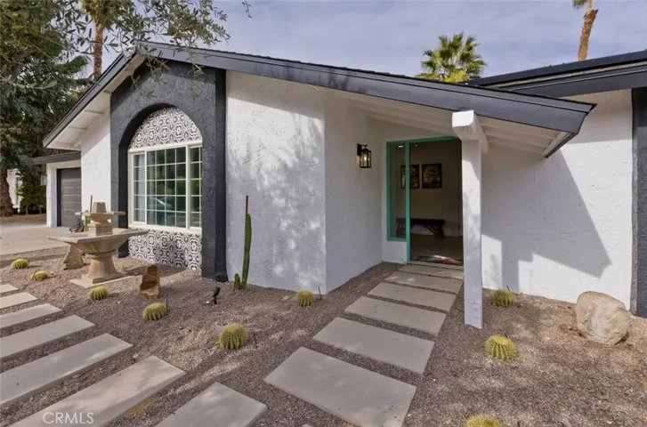 front private entrance,