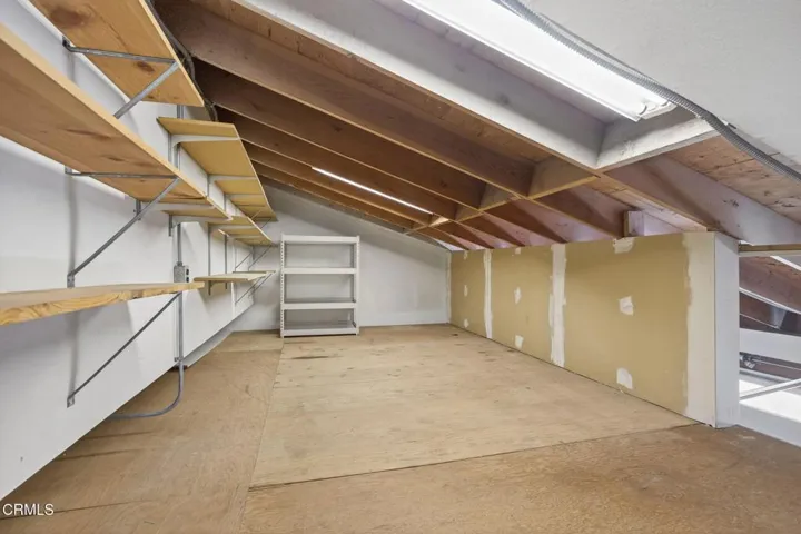 46-web-or-mls-054_UpmarketMedia_2255P-21