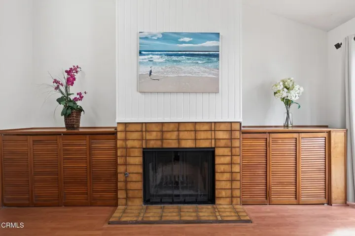 25-web-or-mls-083_UpmarketMedia_2255P-91