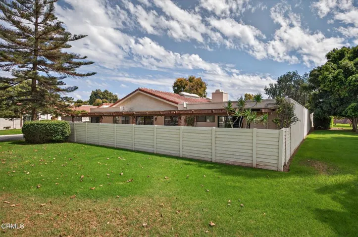 48-web-or-mls-058_UpmarketMedia_2255P-23