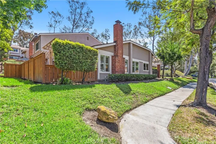 6520 E Camino Vista 1, Anaheim Hills, California 92807
