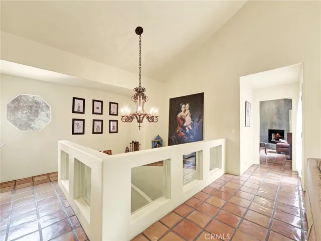 4322 Rosario Road, Woodland Hills, California 91364