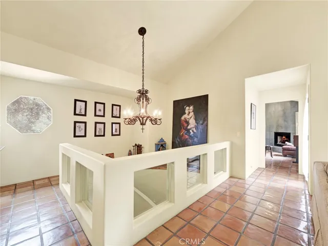 4322 Rosario Road, Woodland Hills, California 91364