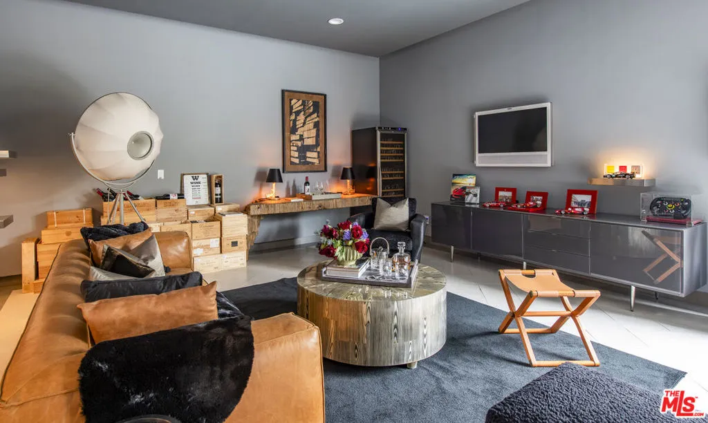 9852 San Circle, Beverly Hills, California 90210 home-pic-39