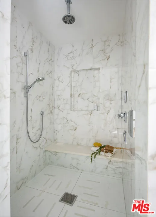 9852 San Circle, Beverly Hills, California 90210 home-pic-19