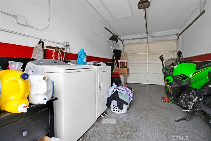 washer & Dryer hookup