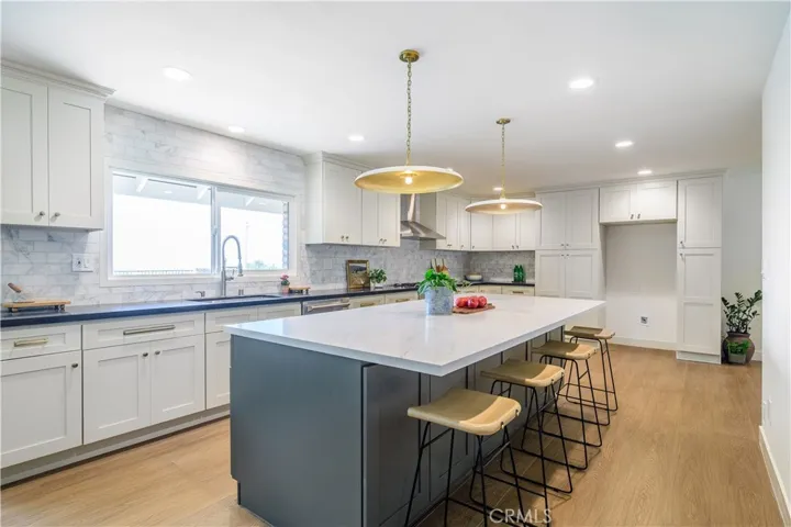 421 S Cedarhaven Way, Anaheim Hills, California 92807