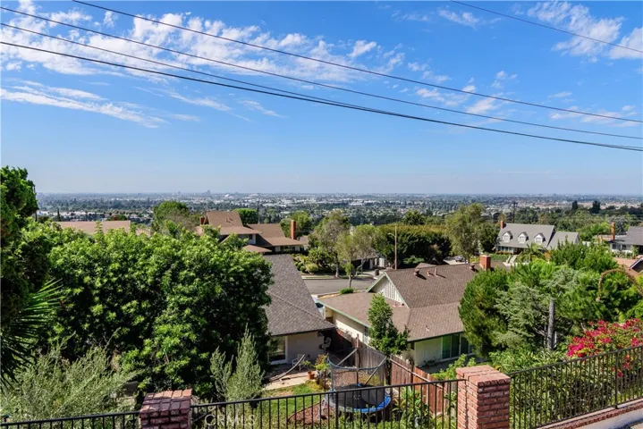 421 S Cedarhaven Way, Anaheim Hills, California 92807