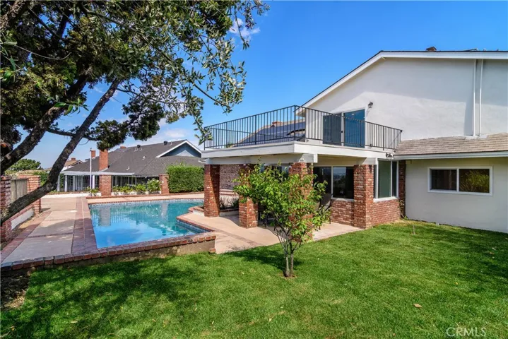 421 S Cedarhaven Way, Anaheim Hills, California 92807