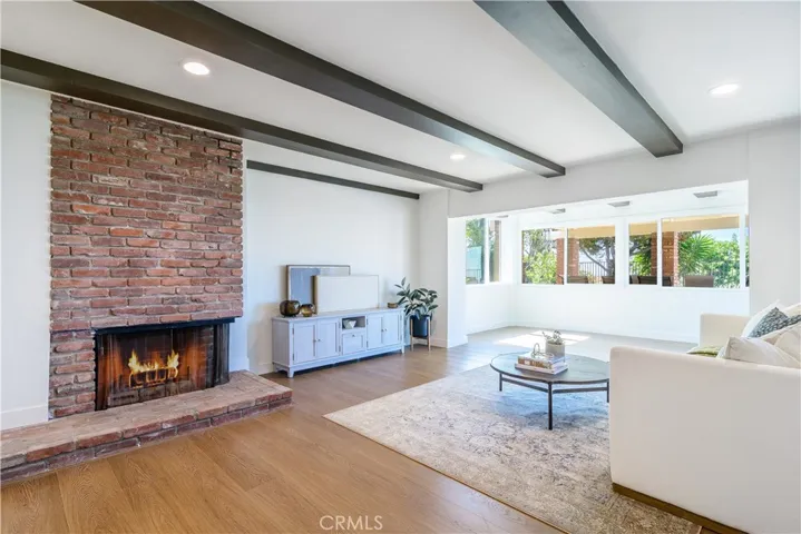 421 S Cedarhaven Way, Anaheim Hills, California 92807