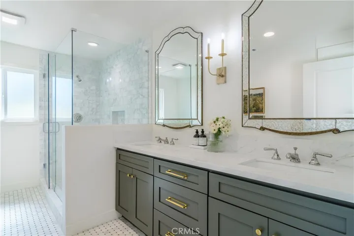 421 S Cedarhaven Way, Anaheim Hills, California 92807