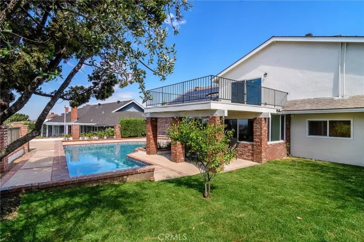 421 S Cedarhaven Way, Anaheim Hills, California 92807