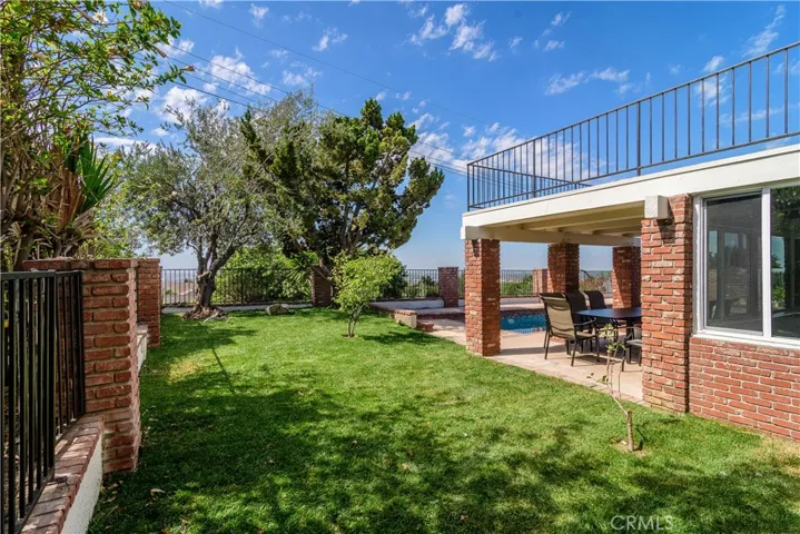 421 S Cedarhaven Way, Anaheim Hills, California 92807