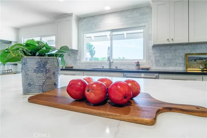 421 S Cedarhaven Way, Anaheim Hills, California 92807