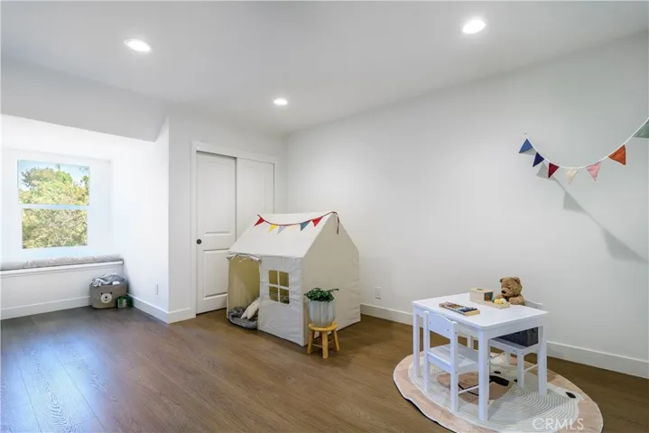 421 S Cedarhaven Way, Anaheim Hills, California 92807