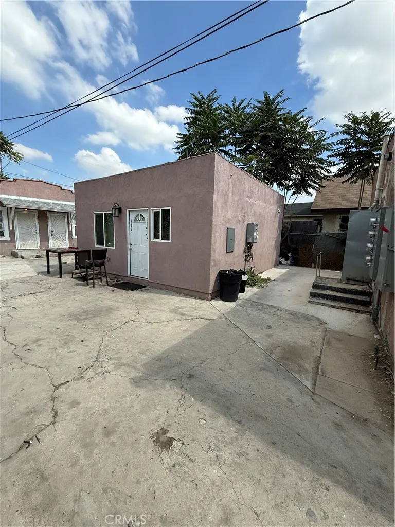 1141 East 50th Street, Los Angeles, California 90011 home-pic-5