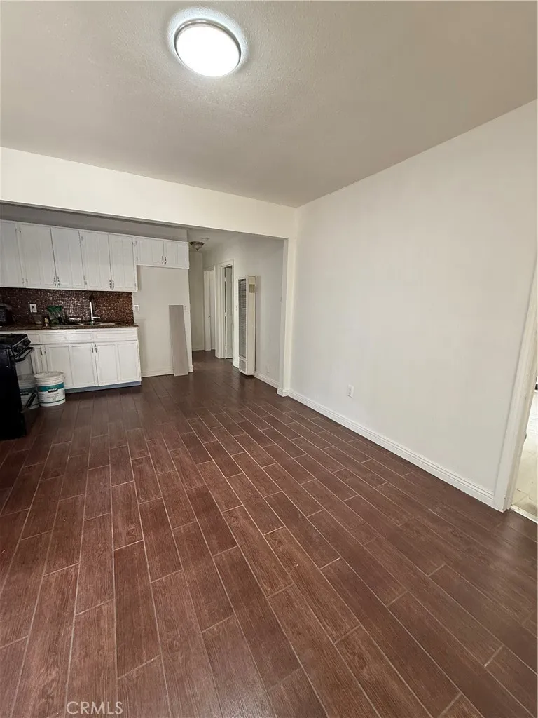 1141 East 50th Street, Los Angeles, California 90011 home-pic-7