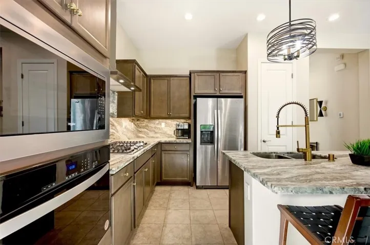 23830 Highvale, Corona, California 92883