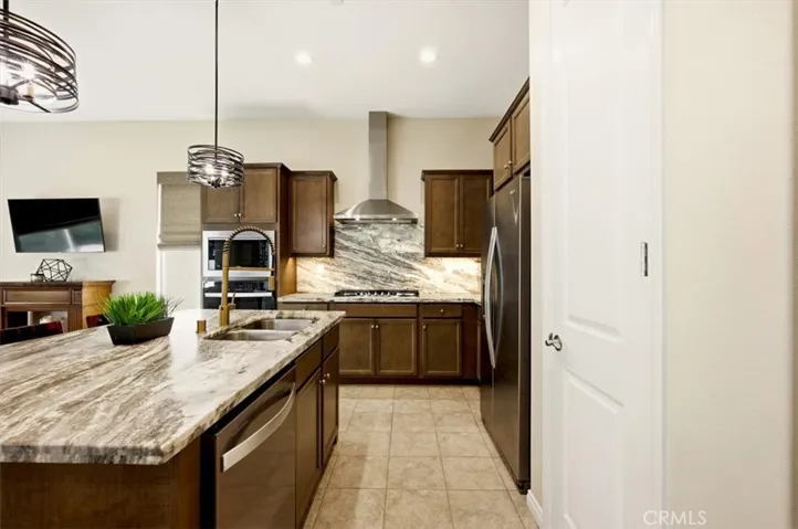 23830 Highvale, Corona, California 92883