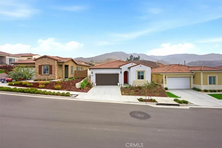 23830 Highvale, Corona, California 92883