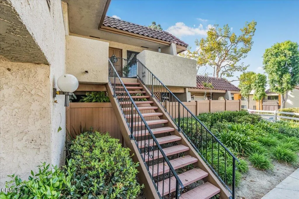 717 Thoreau Ln Lane, Ventura, California 93003 home-pic-34