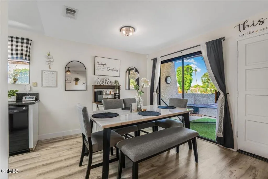 717 Thoreau Ln Lane, Ventura, California 93003 home-pic-9