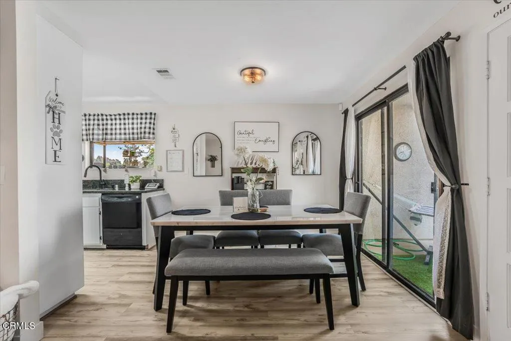 717 Thoreau Ln Lane, Ventura, California 93003 home-pic-7