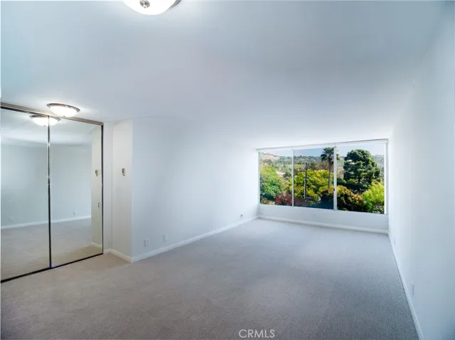 32653 Seagate 205, Rancho Palos Verdes, California 90275
