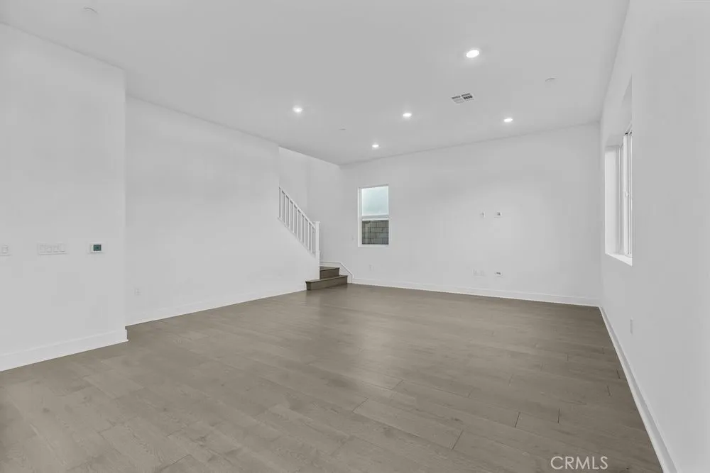 110 Pansy, Irvine, California 92618 home-pic-11