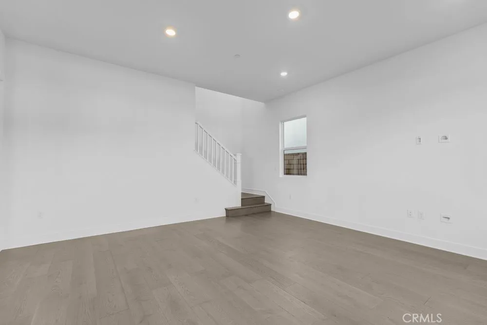 110 Pansy, Irvine, California 92618 home-pic-12
