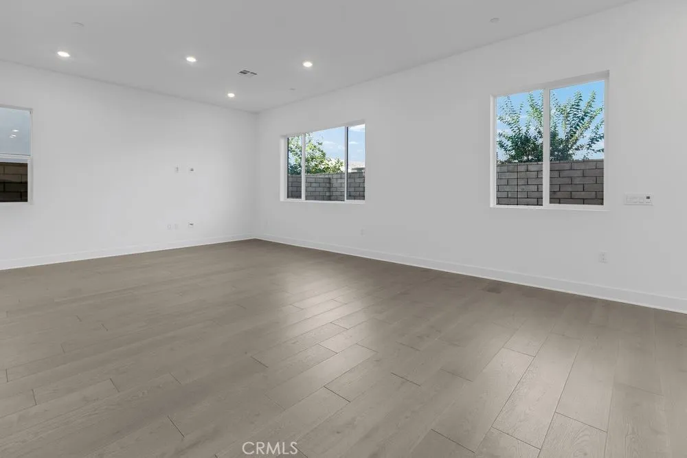 110 Pansy, Irvine, California 92618 home-pic-10