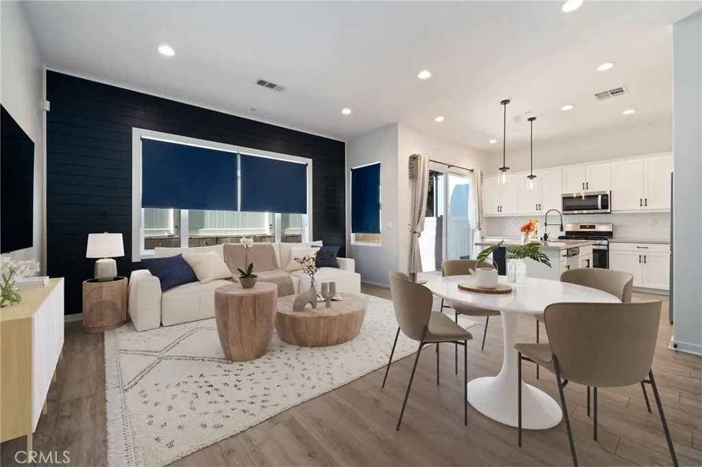 4166 4166 Horvath 106, Corona, California 92883 home-pic-0