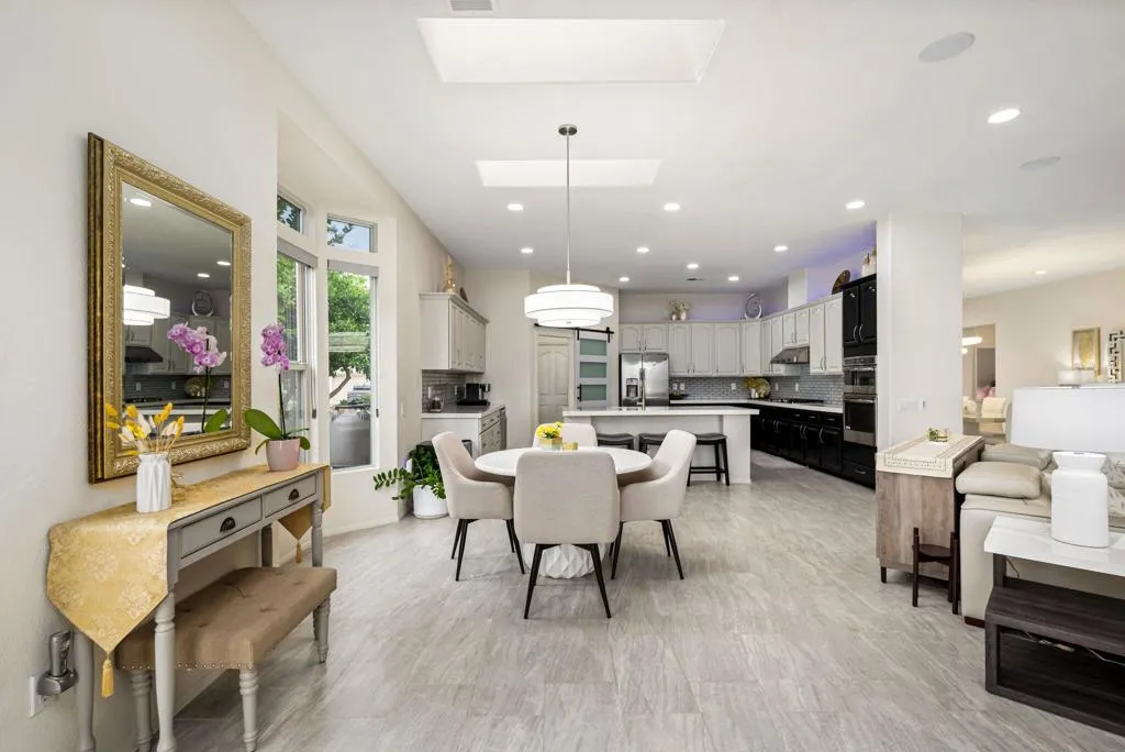 44580 S Heritage Palms Drive, Indio, California 92201 home-pic-16