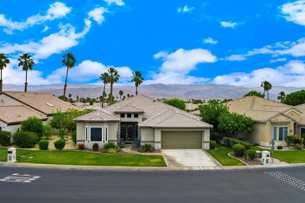 44580 S Heritage Palms Drive, Indio, California 92201 home-pic-1