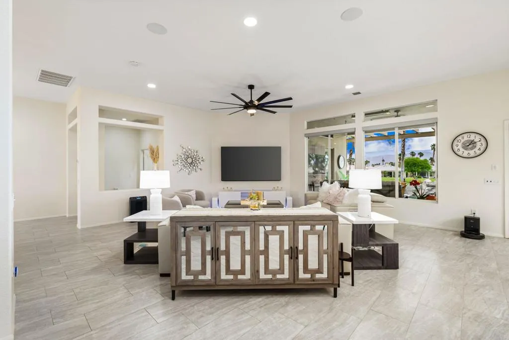 44580 S Heritage Palms Drive, Indio, California 92201 home-pic-9