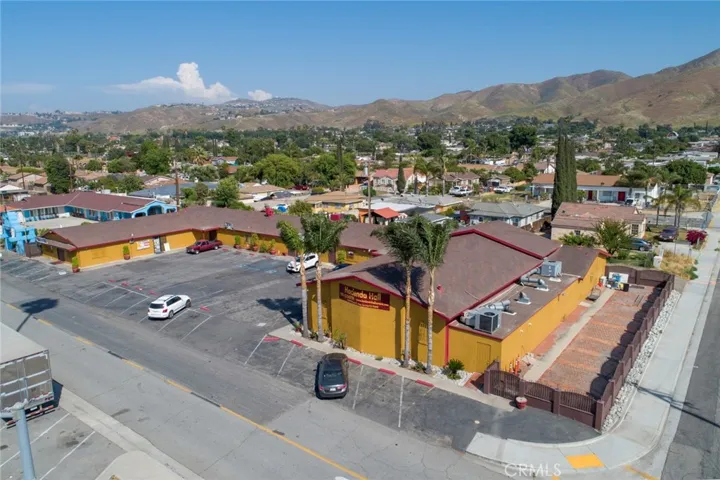 13490 Magnolia Avenue, Corona, California 92879