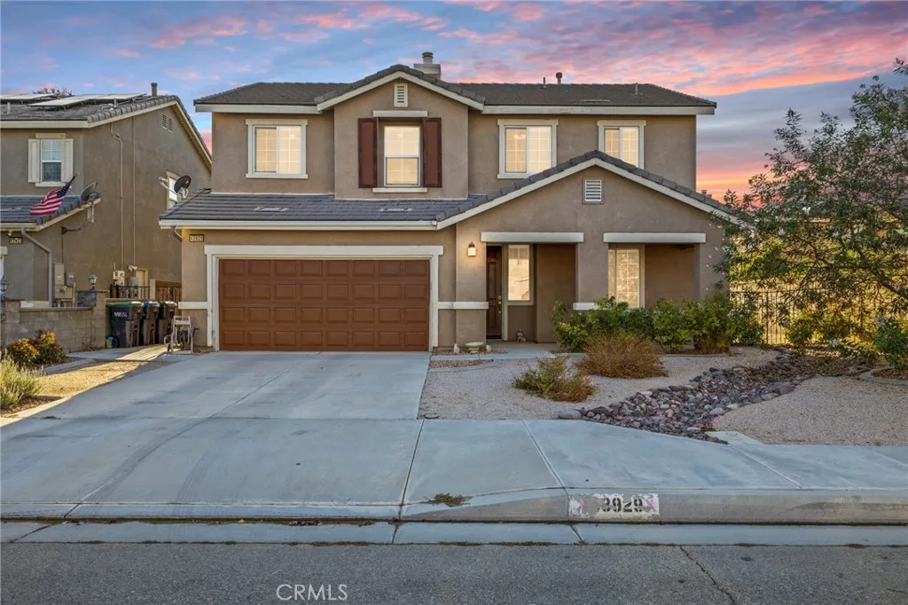 43929 W 44th W, Lancaster, California 93536 home-pic-1