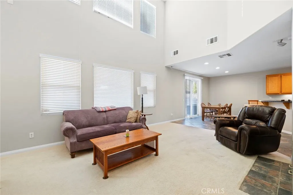 43929 W 44th W, Lancaster, California 93536 home-pic-18