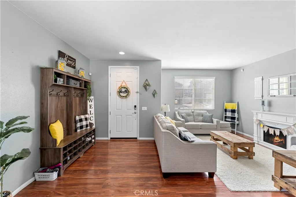 38227 Duval Court, Palmdale, California 93552 home-pic-5