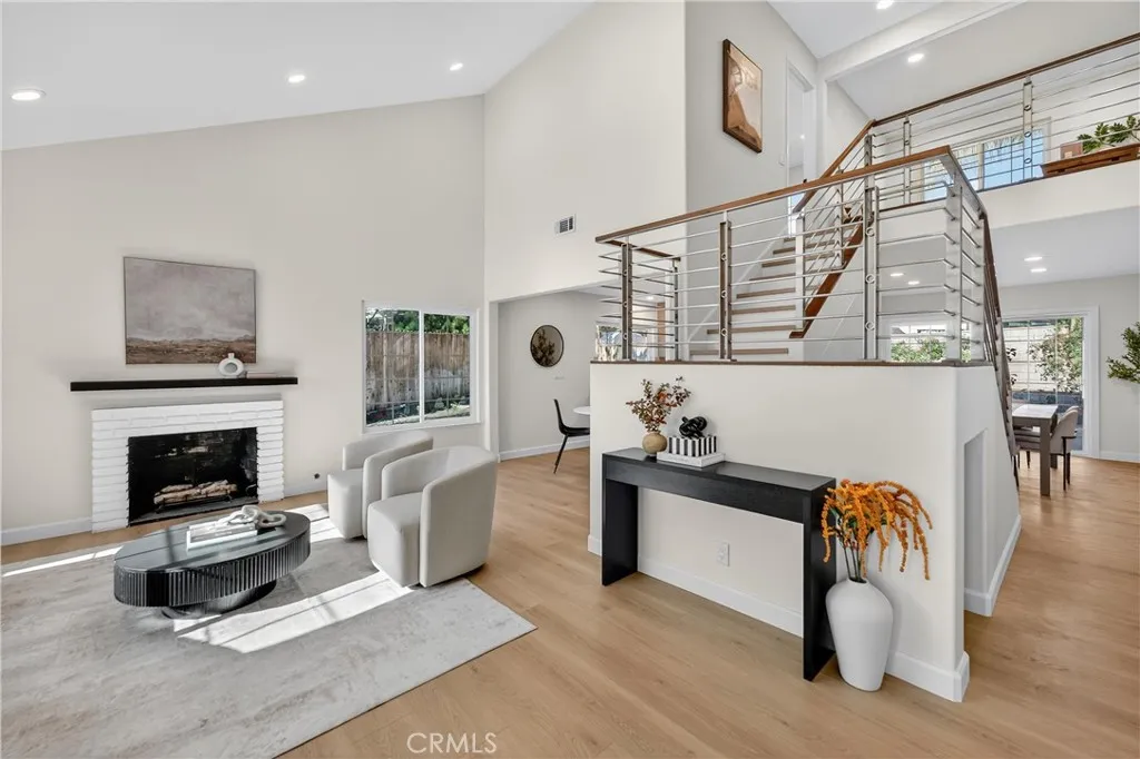1891 N Garland Lane, Anaheim, California 92807 home-pic-3