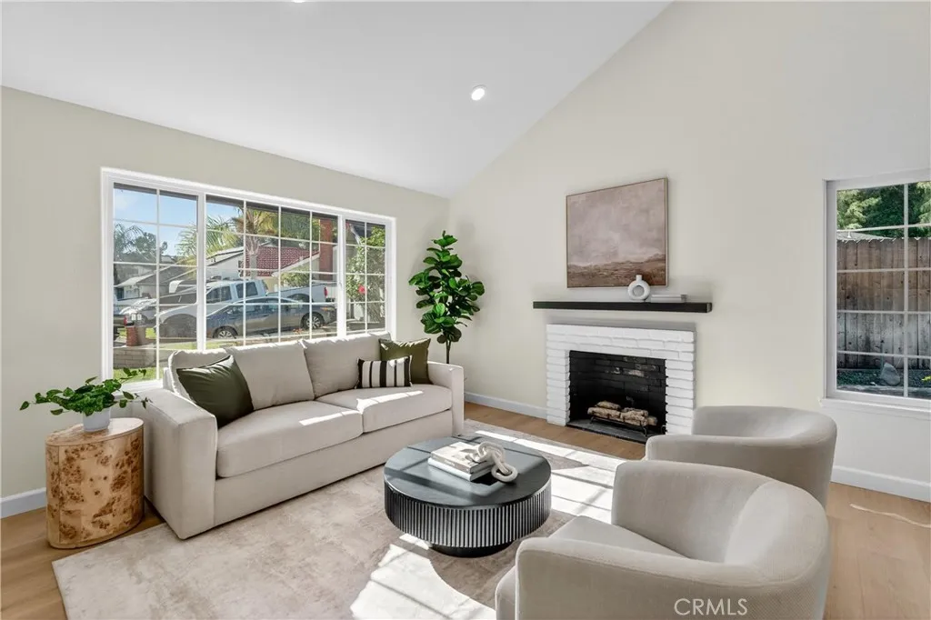1891 N Garland Lane, Anaheim, California 92807 home-pic-5