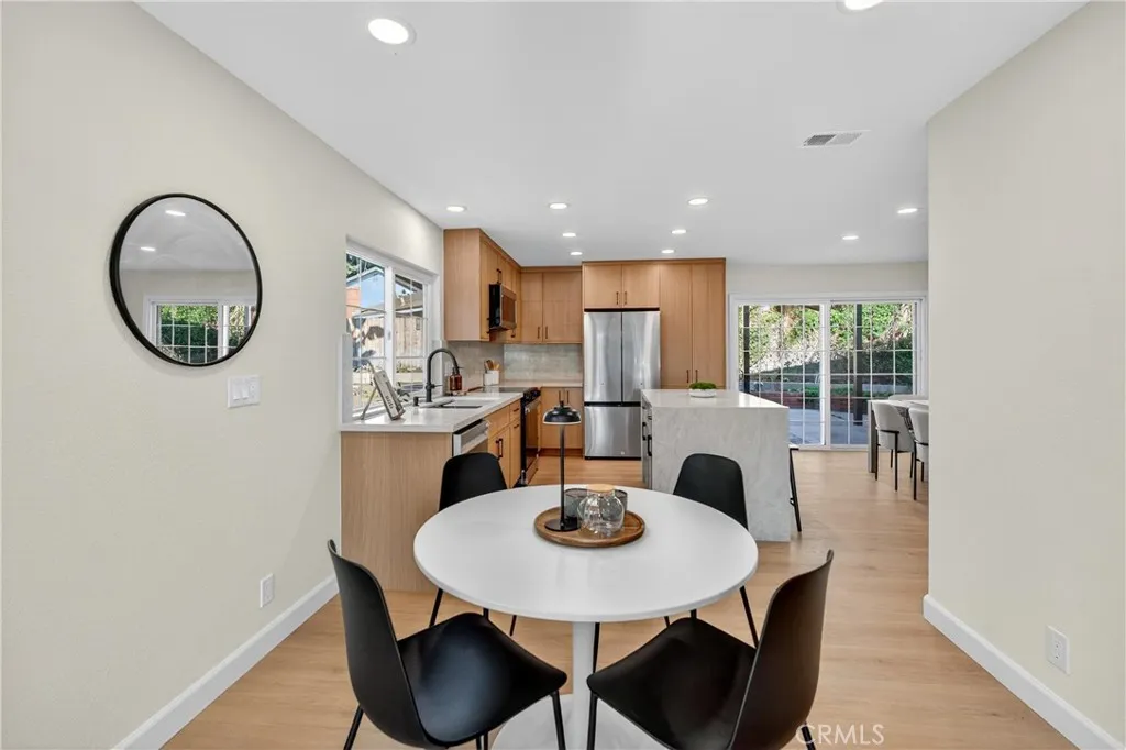 1891 N Garland Lane, Anaheim, California 92807 home-pic-11