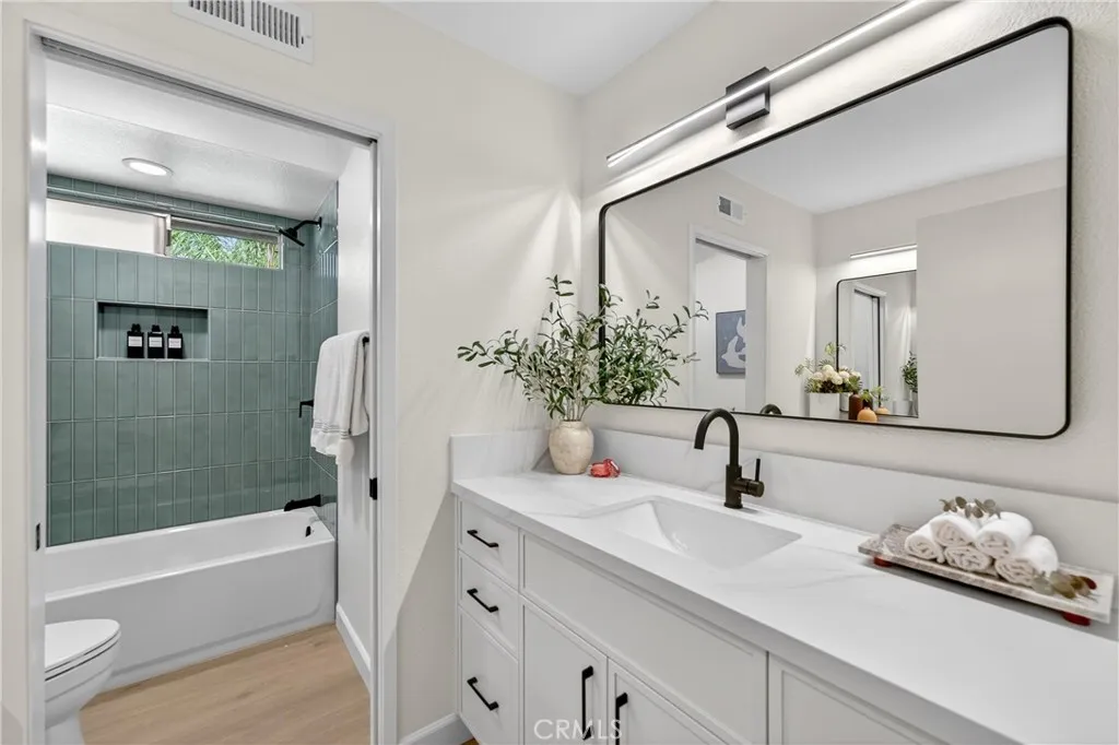 1891 N Garland Lane, Anaheim, California 92807 home-pic-32