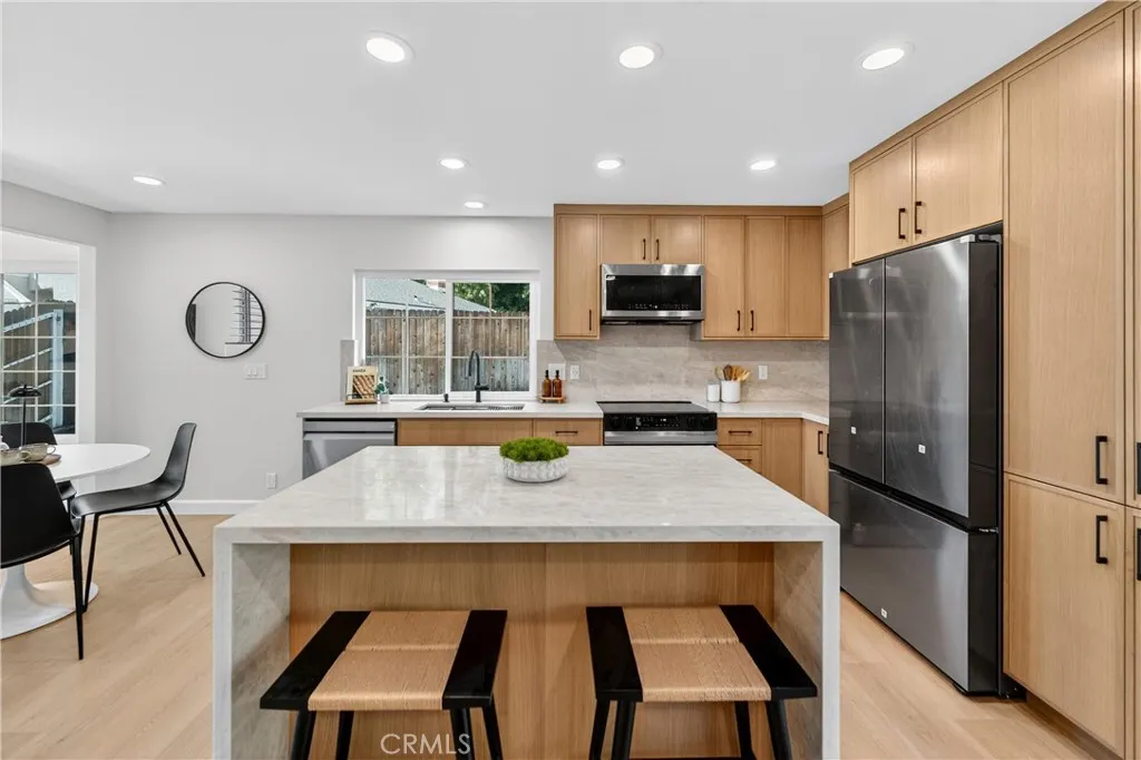 1891 N Garland Lane, Anaheim, California 92807 home-pic-15