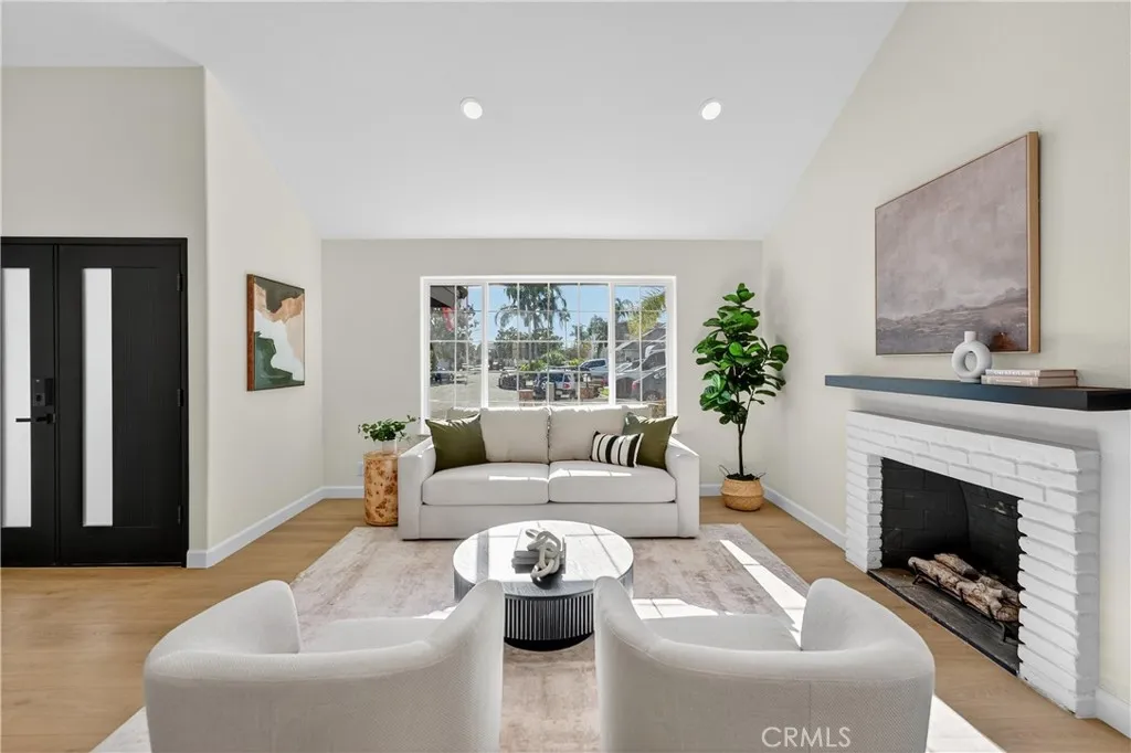 1891 N Garland Lane, Anaheim, California 92807 home-pic-8